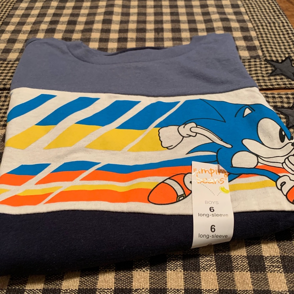 Sonic the Hedgehog long sleeve shirt size 6